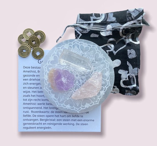 Mini Gouden Driehoek Edelstenen - Amethist - Bergkristal Punt - Rozenkwarts - Incl. Geschenktasje én Geluksmuntje