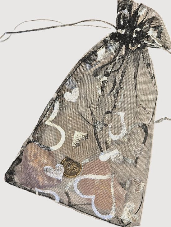 Mini Gouden Driehoek Edelstenen - Amethist - Bergkristal Punt - Rozenkwarts - Incl. Geschenktasje én Geluksmuntje